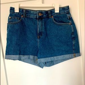 High waisted jean shorts